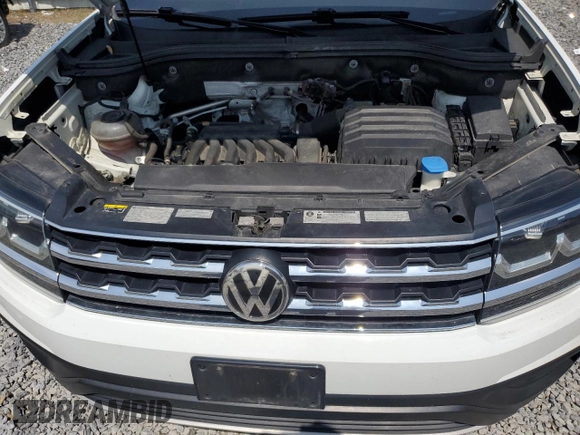 2019 Volkswagen Atlas SE with VIN 1V2LR2CA8KC572484, listed as a Copart auction lot 60793785 with 100,311 mi miles and Salvage title. Bid and sale history available at DreamBid. Image 12.
