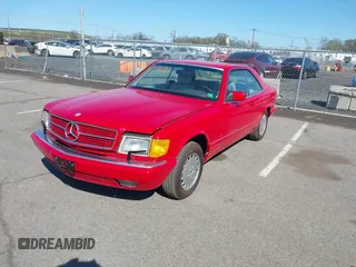 1988 Mercedes-Benz 560 with VIN WDBCA45D0JA390136, listed as a IAAI auction lot 42072781 with 126,325 mi miles and . Bid and sale history available at DreamBid. Image 17.