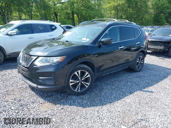 2020 Nissan Rogue SV z VIN JN8AT2MT6LW004605, wystawiony jako IAAI lot #42429525 z przebiegiem 87 349 mil mil oraz . Historia ofert i sprzedaży dostępna na DreamBid. Obrazek 2.