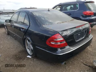 2005 Mercedes-Benz E 500 z VIN WDBUF70J55A666031, wystawiony jako Copart lot #70750964 z przebiegiem Nie podano mil oraz Nie do naprawy • Non repairable. Historia ofert i sprzedaży dostępna na DreamBid. Obrazek 2.