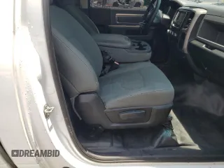 2015 Ram 1500 Tradesman z VIN 3C6JR6AG0FG567376, wystawiony jako Copart lot #61453025 z przebiegiem 220 549 mil mil oraz Szkoda całkowita • Salvage title. Historia ofert i sprzedaży dostępna na DreamBid. Obrazek 10.