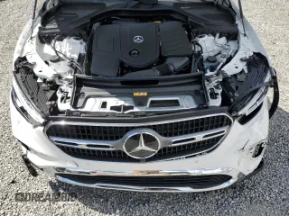 2025 Mercedes-Benz GLC 300 z VIN W1NKM4HB7SF296928, wystawiony jako Copart lot #51312915 z przebiegiem 664 mil mil oraz Szkoda całkowita • Salvage title. Historia ofert i sprzedaży dostępna na DreamBid. Obrazek 12.