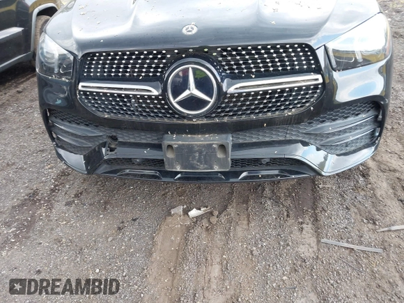 2020 Mercedes-Benz GLE 350 with VIN 4JGFB4KB2LA027849, listed as a IAAI auction lot 42387902 with 46,747 mi miles and . Bid and sale history available at DreamBid. Image 17.
