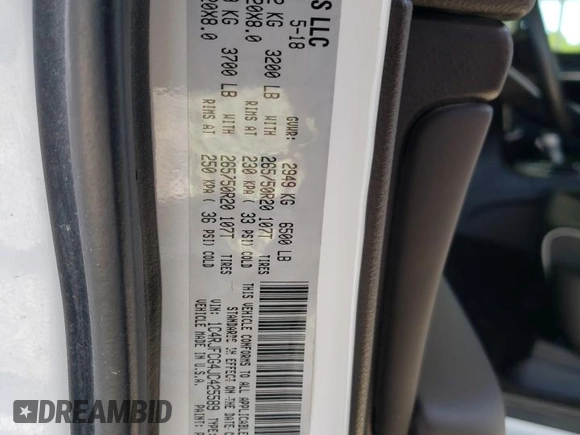 2018 Jeep Grand Cherokee Overland z VIN 1C4RJFCG4JC425589, wystawiony jako Copart lot #61775775 z przebiegiem 102 040 mil mil oraz Szkoda całkowita • Salvage title. Historia ofert i sprzedaży dostępna na DreamBid. Obrazek 13.