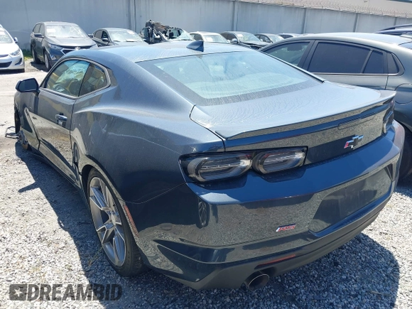 2020 Chevrolet Camaro 1LT with VIN 1G1FA1RX4L0140613, listed as a IAAI auction lot 41577677 with 30,571 mi miles and . Bid and sale history available at carsss.com. Image 3.