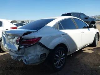 2013 Mazda 6 i Sport with VIN 1YVHZ8BH0D5M12044, listed as a IAAI auction lot 41752366 with 201,979 mi miles. Bid and sale history available at carsss.com. Image 4.