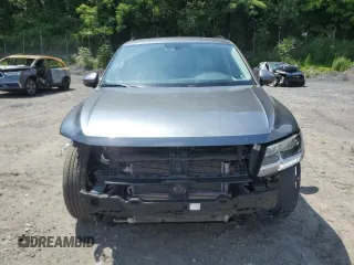 2018 Volkswagen Tiguan SEL with VIN 3VV2B7AXXJM060858, listed as a Copart auction lot 60639885 with 119,148 mi miles and Salvage title. Bid and sale history available at DreamBid. Image 5.