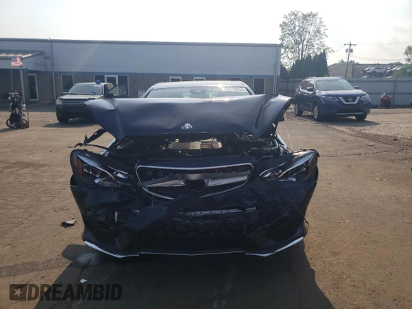 2016 Mercedes-Benz E 350 Luxury with VIN WDDHF8JB4GB295544, listed as a Copart auction lot 59818055 with 101,994 mi miles and Salvage title. Bid and sale history available at DreamBid. Image 5.
