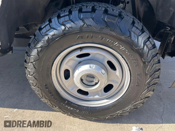 2019 Ford F-250 XL с VIN 1FT7X2B6XKEE91688, выставлен на аукционе IAAI как лот 42886656 с пробегом 125 715 миль миль и . История ставок и продаж доступна на DreamBid. Изображение 19.