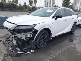 2024 Lexus RX 500h F Sport Performance z VIN 2T2BCMEA4RC016032, wystawiony jako IAAI lot #41464306 z przebiegiem 13 338 mil mil oraz . Historia ofert i sprzedaży dostępna na DreamBid. Obrazek 20.