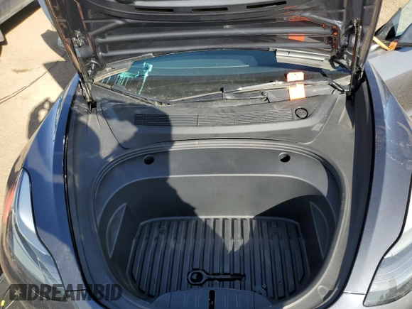 2022 Tesla Model 3 Long Range z VIN 5YJ3E1EB1NF270328, wystawiony jako Copart lot #48076395 z przebiegiem 45 595 mil mil oraz Szkoda całkowita • Salvage title. Historia ofert i sprzedaży dostępna na DreamBid. Obrazek 13.