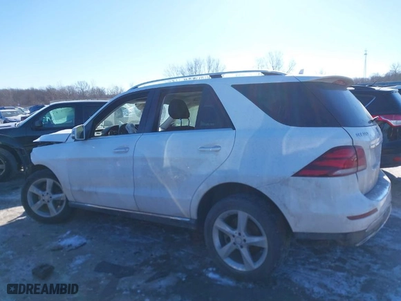 2016 Mercedes-Benz GLE with VIN 4JGDA5HB9GA790710, listed as a IAAI auction lot 41417751 with 82,673 mi miles. Bid and sale history available at carsss.com. Image 15.