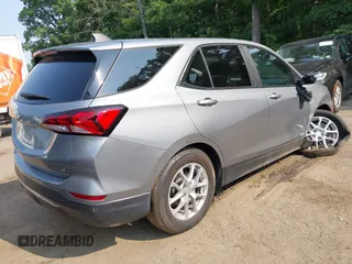 2024 Chevrolet Equinox LT z VIN 3GNAXKEGXRL335002, wystawiony jako IAAI lot #42463640 z przebiegiem 25 682 mil mil oraz . Historia ofert i sprzedaży dostępna na DreamBid. Obrazek 4.