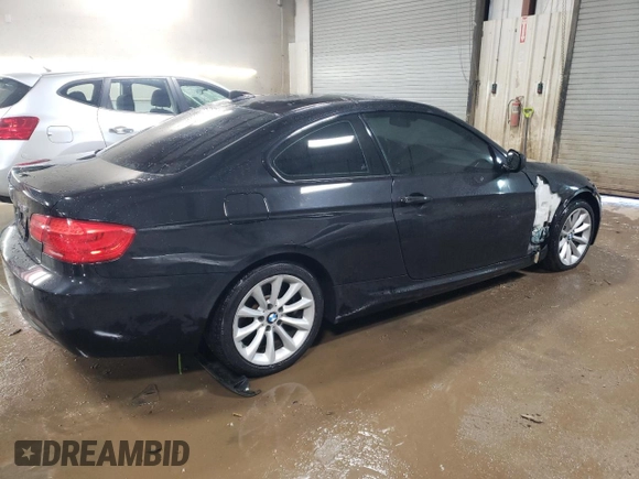 2013 BMW 3 Series 328i xDrive with VIN WBAKF3C51DJ386084, listed as a Copart auction lot 48180115 with 85,571 mi miles and Salvage Title. Bid and sale history available at carsss.com. Image 3.