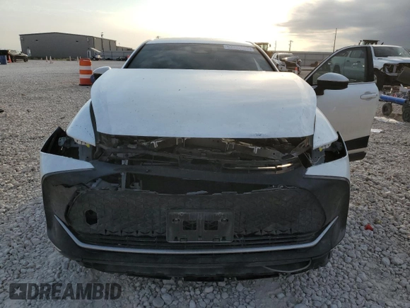 2023 Toyota Crown XLE z VIN JTDAAAAF9P3010397, wystawiony jako Copart lot #53332565 z przebiegiem 36 214 mil mil oraz Szkoda całkowita • Salvage title. Historia ofert i sprzedaży dostępna na DreamBid. Obrazek 12.