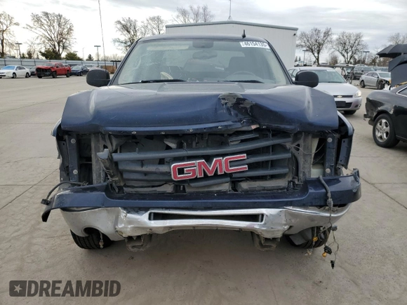 2010 GMC Sierra 1500 with VIN 3GTRCVE38AG273277, listed as a Copart auction lot 46154135 with 320,611 mi miles and Salvage Title. Bid and sale history available at DreamBid. Image 5.