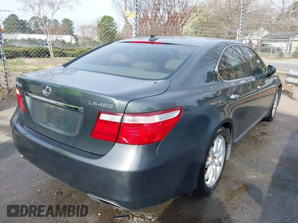 2007 Lexus LS 460 with VIN JTHBL46F975046019, listed as a IAAI auction lot 41774394 with 164,470 mi miles. Bid and sale history available at carsss.com. Image 4.
