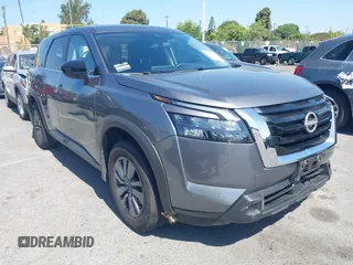 2024 Nissan Pathfinder S with VIN 5N1DR3AA3RC276938, listed as a IAAI auction lot 42533126 with 9,424 mi miles and . Bid and sale history available at DreamBid. Image 1.