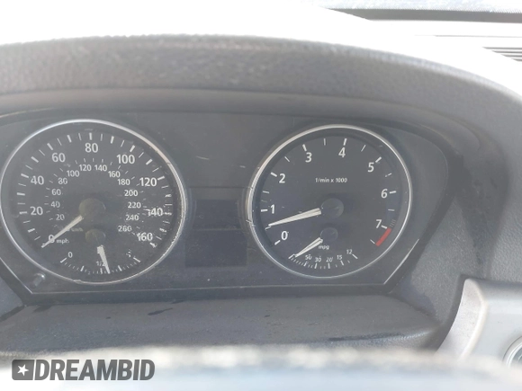 2006 BMW 3 Series 325i with VIN WBAVB17586NK34340, listed as a IAAI auction lot 41380590 with Not Provided miles. Bid and sale history available at carsss.com. Image 7.