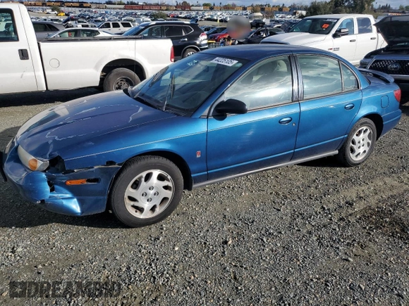 2000 Saturn SL z VIN 1G8ZK5279YZ155916, wystawiony jako Copart lot #44225105 z przebiegiem 97 788 mil mil oraz Szkoda całkowita • Salvage title. Historia ofert i sprzedaży dostępna na DreamBid. Obrazek 1.
