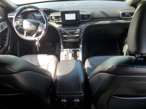 2020 Ford Explorer Limited with VIN 1FMSK7FH0LGB33163, listed as a Copart auction lot 52558555 with 57,486 mi miles and Salvage Title. Bid and sale history available at carsss.com. Image 8.