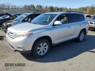 2011 Toyota Highlander z VIN 5TDBK3EH9BS053329, wystawiony jako Copart lot #48492895 z przebiegiem 169 016 mil mil oraz Szkoda całkowita • Salvage title. Historia ofert i sprzedaży dostępna na DreamBid. Obrazek 1.