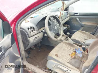 2007 Volkswagen Rabbit с VIN WVWCR91K17W088491, выставлен на аукционе IAAI как лот 40541341 с пробегом Не указан миль и . История ставок и продаж доступна на DreamBid. Изображение 5.