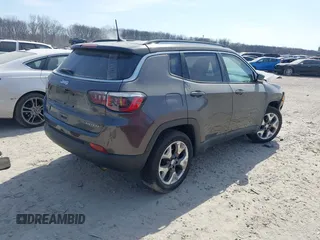 2020 Jeep Compass Limited with VIN 3C4NJDCB1LT245890, listed as a IAAI auction lot 41791500 with 51,042 mi miles. Bid and sale history available at carsss.com. Image 4.