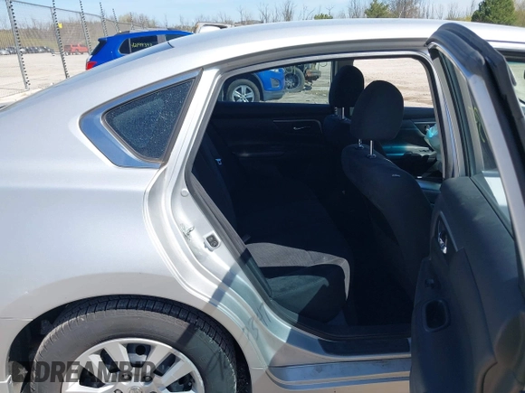 2015 Nissan Altima SL z VIN 1N4AL3AP2FC276525, wystawiony jako IAAI lot #42190347 z przebiegiem 223 582 mil mil oraz . Historia ofert i sprzedaży dostępna na DreamBid. Obrazek 8.