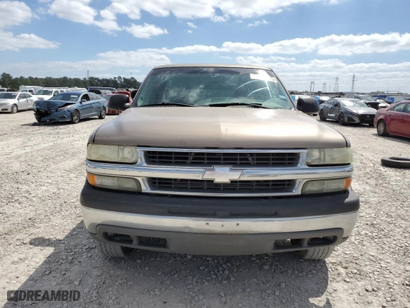 2003 Chevrolet Tahoe LT with VIN 1GNEC13Z43R257506, listed as a Copart auction lot 52912175 with 251,747 mi miles and Salvage Title. Bid and sale history available at carsss.com. Image 5.