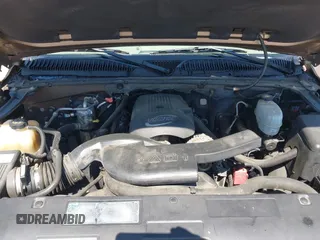 2004 Chevrolet Tahoe LT with VIN 1GNEC13Z04R118619, listed as a IAAI auction lot 42037638 with 234,472 mi miles and . Bid and sale history available at DreamBid. Image 10.