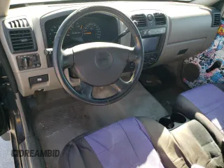 2005 Chevrolet Colorado LS Z71 z VIN 1GCDT196158230094, wystawiony jako Copart lot #51837655 z przebiegiem 149 006 mil mil oraz Szkoda całkowita • Salvage title. Historia ofert i sprzedaży dostępna na DreamBid. Obrazek 8.