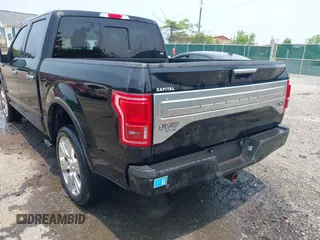 2017 Ford F-150 XL z VIN 1FTEW1EG8HFA18688, wystawiony jako IAAI lot #42385707 z przebiegiem 125 842 mil mil oraz . Historia ofert i sprzedaży dostępna na DreamBid. Obrazek 6.
