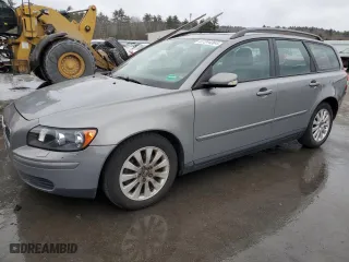 2005 Volvo V50 with VIN YV1MW390752049559, listed as a Copart auction lot 87244364 with 127,789 mi miles and Clean Title. Bid and sale history available at carsss.com. Image 1.