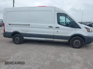 2016 Ford Transit z VIN 1FTBW2CG7GKA00930, wystawiony jako IAAI lot #42708963 z przebiegiem 232 205 mil mil oraz . Historia ofert i sprzedaży dostępna na DreamBid. Obrazek 14.