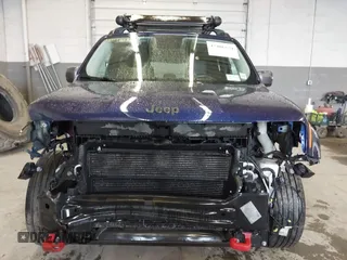 2016 Jeep Renegade Trailhawk with VIN ZACCJBCT0GPD29118, listed as a IAAI auction lot 42406839 with 107,952 mi miles and . Bid and sale history available at DreamBid. Image 12.