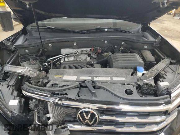 2020 Volkswagen Atlas SEL with VIN 1V2ME2CA5LC214793, listed as a Copart auction lot 55826735 with 55,654 mi miles and Salvage title. Bid and sale history available at DreamBid. Image 12.