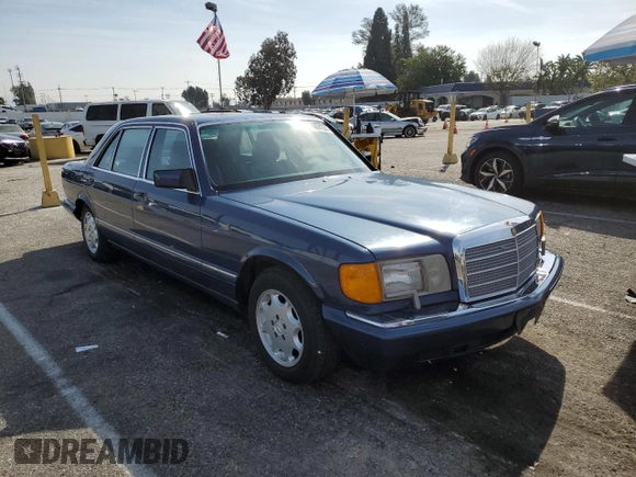 1986 Mercedes-Benz 560 with VIN WDBCA39DXGA234294, listed as a Copart auction lot 45984235 with 90,933 mi miles and Clean Title. Bid and sale history available at DreamBid. Image 4.