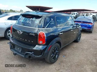 2016 MINI Countryman S z VIN WMWZC3C58GWT08660, wystawiony jako IAAI lot #42407283 z przebiegiem 66 588 mil mil oraz . Historia ofert i sprzedaży dostępna na DreamBid. Obrazek 4.
