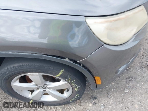 2010 Volkswagen Tiguan SEL with VIN WVGAV7AX3AW529317, listed as a IAAI auction lot 42059046 with Not provided miles and . Bid and sale history available at DreamBid. Image 6.