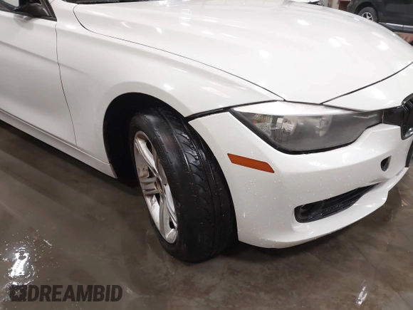 2014 BMW 3 Series 328i with VIN WBA3C1C52EK112194, listed as a IAAI auction lot 41694770 with 139,609 mi miles. Bid and sale history available at carsss.com. Image 6.