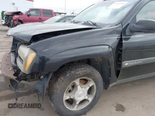 2004 Chevrolet TrailBlazer EXT LT with VIN 1GNET16S746115863, listed as a IAAI auction lot 41453236 with 198,099 mi miles. Bid and sale history available at carsss.com. Image 12.