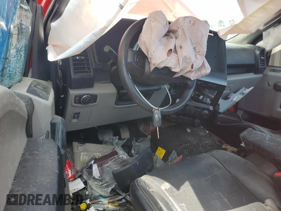 2018 Ford F-150 XL z VIN 1FTMF1CBXJKC16351, wystawiony jako Copart lot #54138485 z przebiegiem Nie podano mil oraz Szkoda całkowita • Salvage title. Historia ofert i sprzedaży dostępna na DreamBid. Obrazek 8.