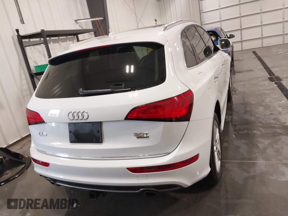 2016 Audi Q5 Prestige with VIN WA1W7AFP7GA001712, listed as a IAAI auction lot 41586298 with 98,725 mi miles. Bid and sale history available at carsss.com. Image 16.