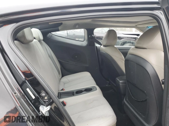 2012 Hyundai Veloster w/Red Int with VIN KMHTC6AD2CU058130, listed as a Copart auction lot 86747414 with 162,982 mi miles and Clean title. Bid and sale history available at DreamBid. Image 10.