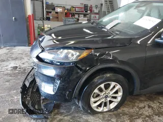 2020 Ford Escape SE with VIN 1FMCU9G6XLUC71527, listed as a IAAI auction lot 41420952 with 70,886 mi miles and . Bid and sale history available at DreamBid. Image 17.