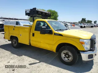 2016 Ford Super Duty F-250 SRW XL with VIN 1FDBF2A62GEA74289, listed as a Copart auction lot 66823654 with 210,780 mi miles and Clean Title. Bid and sale history available at carsss.com. Image 4.