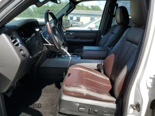 2016 Ford Expedition Platinum с VIN 1FMJU1MT0GEF07461, выставлен на аукционе Copart как лот 57493455 с пробегом 193 091 миль миль и Списание • Salvage title. История ставок и продаж доступна на DreamBid. Изображение 7.