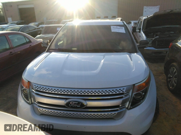 2014 Ford Explorer XLT z VIN 1FM5K8D85EGB54812, wystawiony jako IAAI lot #41104418 z przebiegiem 133 918 mil mil oraz . Historia ofert i sprzedaży dostępna na DreamBid. Obrazek 12.