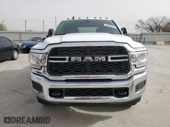 2024 Ram 2500 Tradesman with VIN 3C6UR5HL8RG395452, listed as a Copart auction lot 49342615 with 3,064 mi miles and Salvage title. Bid and sale history available at DreamBid. Image 5.